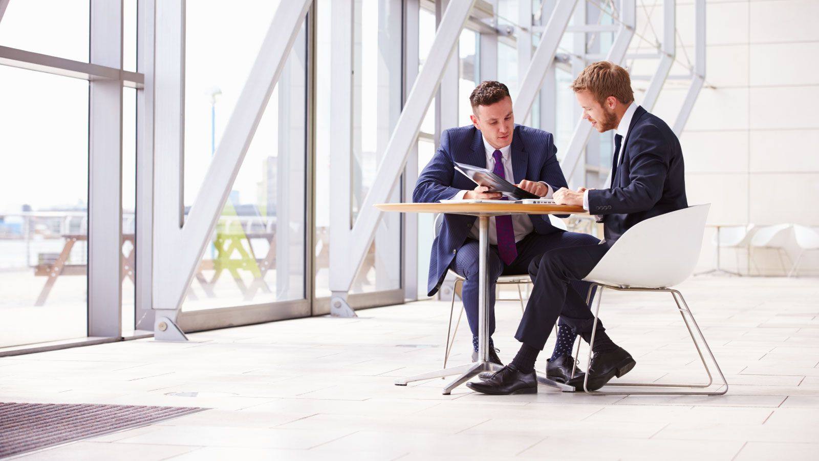 Abrir el mundo del éxito con  Horizoniquehunt : Tu camino a la necesidad empresarial
